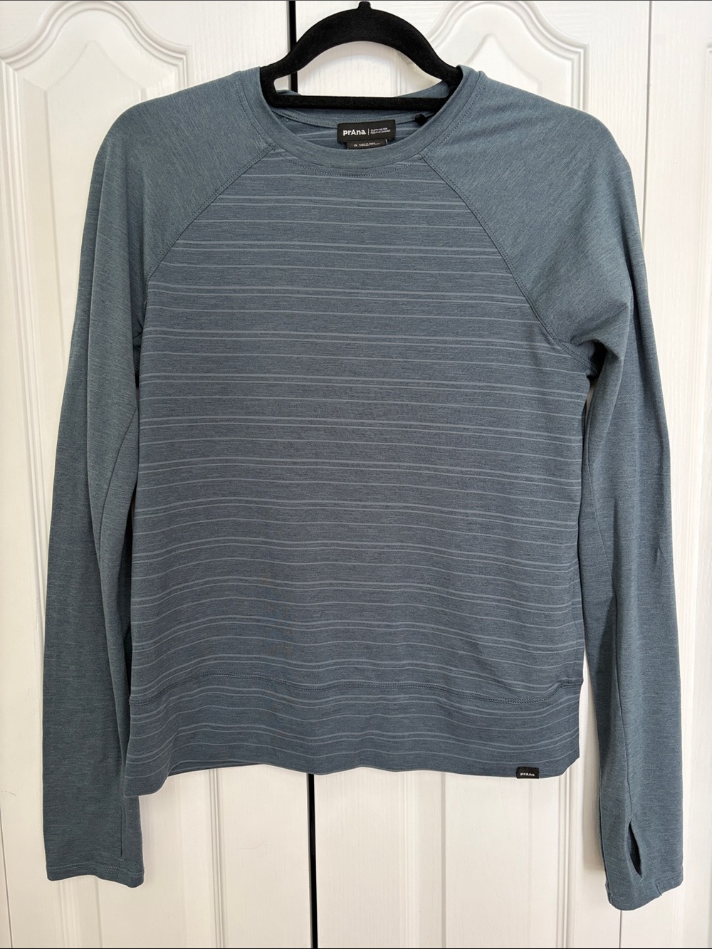 Prana Sol Searcher Long-Sleeve Raglan Crewneck in Slate Blue Stripe S